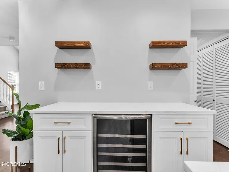 141 Old Orchard Ln — Photo 11
