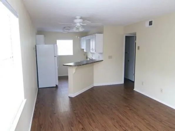 Christine Court, 3827 6th Ave S, Birmingham, AL 35222