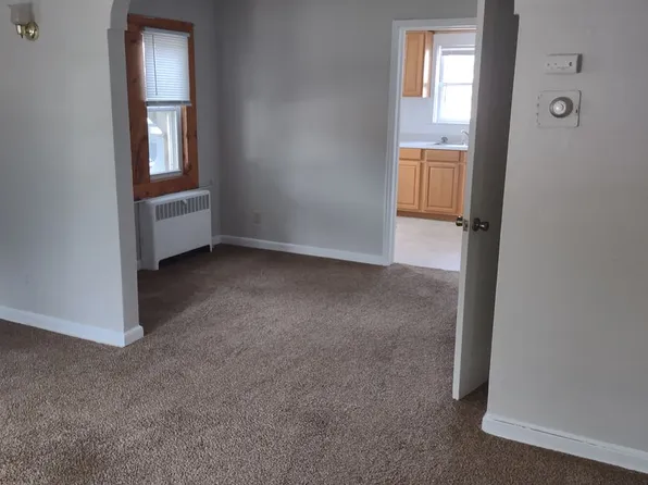 210 2nd St. SE, 210 2nd St SE #2, Milaca, MN 56353