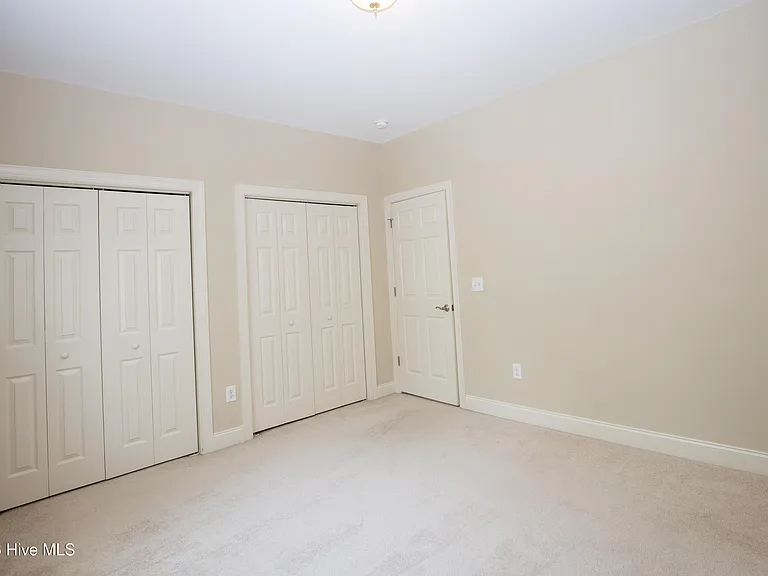 34 Princess Gate Dr — Photo 44