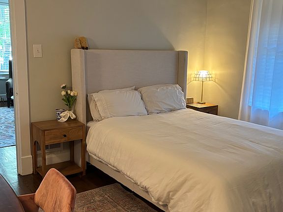 5th image of 1621 Cleveland Ave #3
