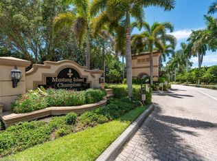 8714 Mustang Island Cir, Naples, FL 34113