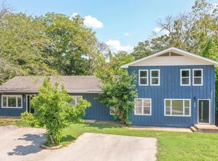 9 Sunset St, Kimberling City, MO 65686