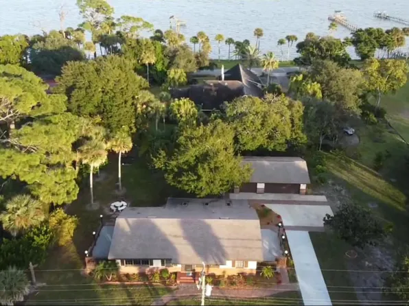 1227 Indian River Ave, Titusville, FL 32780