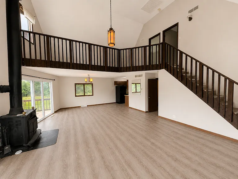 4284 Jefferson St — Photo 2