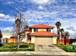 36 Coliseum St, Perris, CA 92571