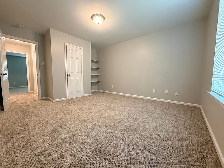 8700 White Rock Lane Units 1-3 — Photo 9