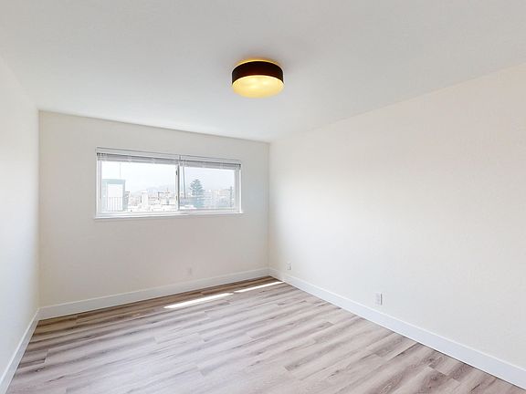 4th image of 2028 Scott St #4386265