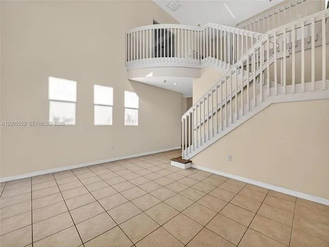 8903 SW 206th St — Photo 17