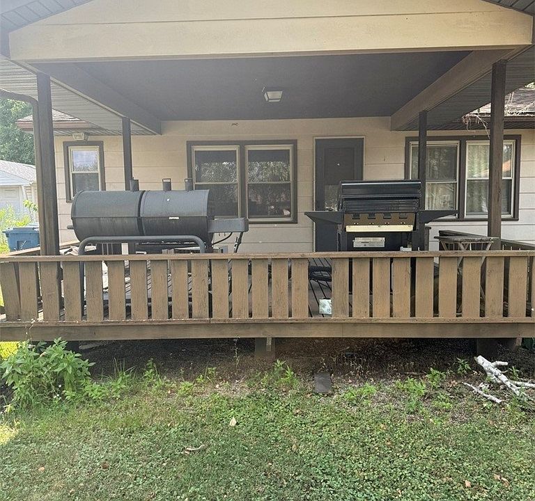 1st image of 709 Dellwood St