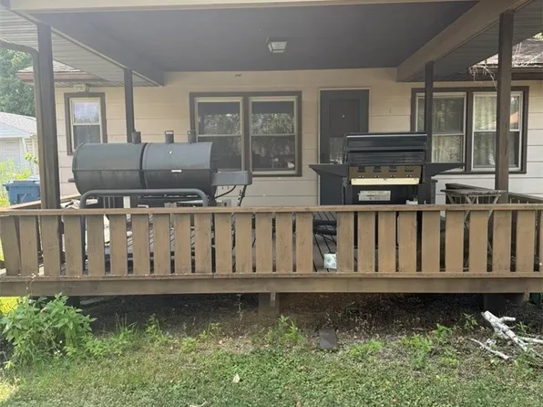 709 Dellwood St, Tilton, IL 61833