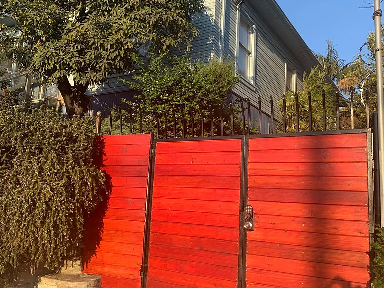 516 N Virgil Ave — Photo 9
