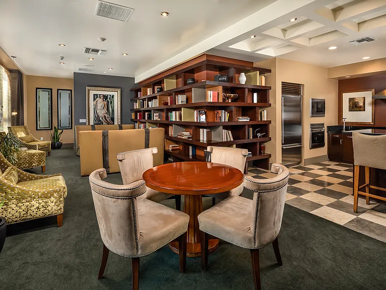 Trio Apartments — Photo 17
