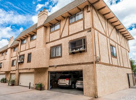 2nd image of 6201 Valley Circle Blvd Unit 1