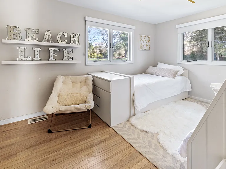 303 Montauk Hwy — Photo 19