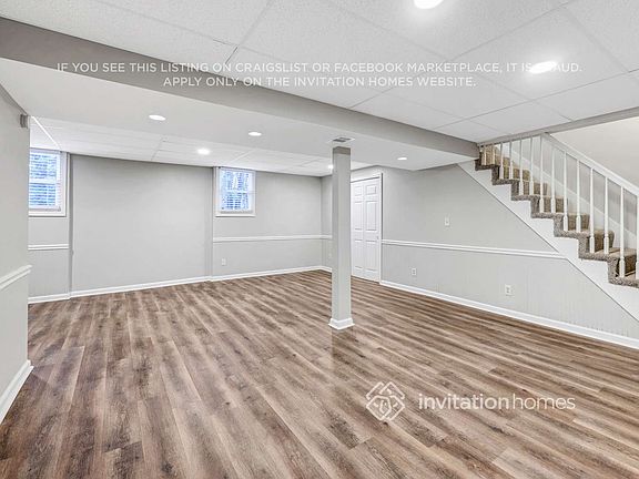 4th image of 3291 Niagara Dr
