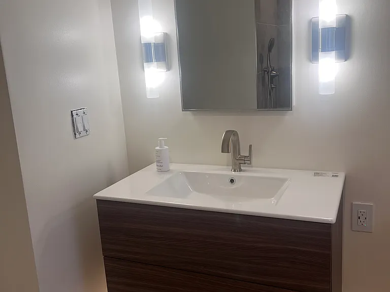 2280 S Overlook Rd #1 — Photo 1
