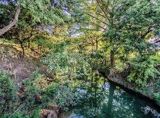 227/233 Center Point Dr E, Center Pt, TX 78010