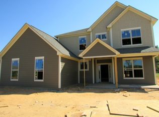 216 Cooper Oaks Ct, Simpsonville, SC 29681