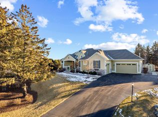 4630 Fable Road Ct N, Hugo, MN 55038
