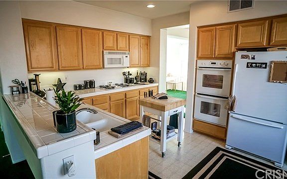5th image of 20307 Adriana Pl