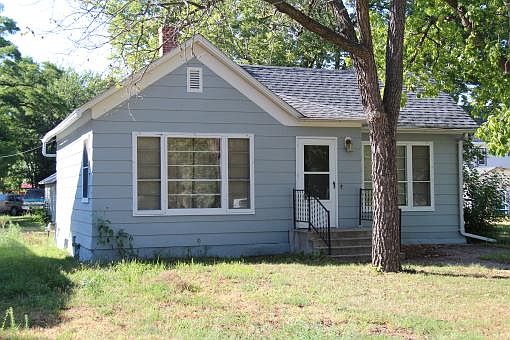1st image of 308 Haarfager Ave N
