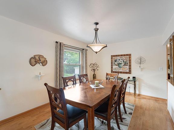 5th image of 4109 W Hemlock STREET