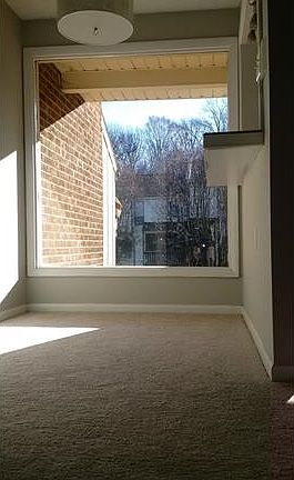 5th image of 318 Southern Ct #318