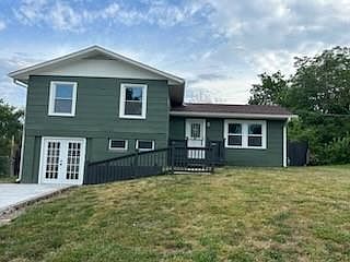 2nd image of 4936 E 40th Pl