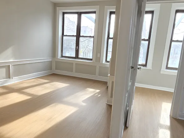 309 Rockaway Parkway image 1 of 26