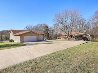 4178 Holt Rd, Wentzville, MO 63385