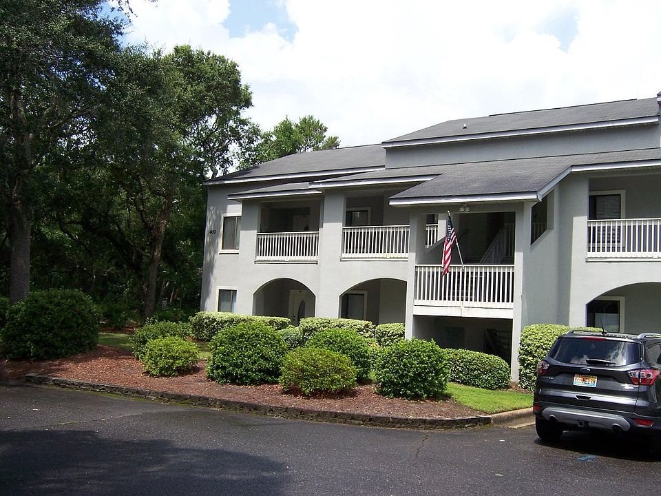 1st image of 406 Westlake Ct #406
