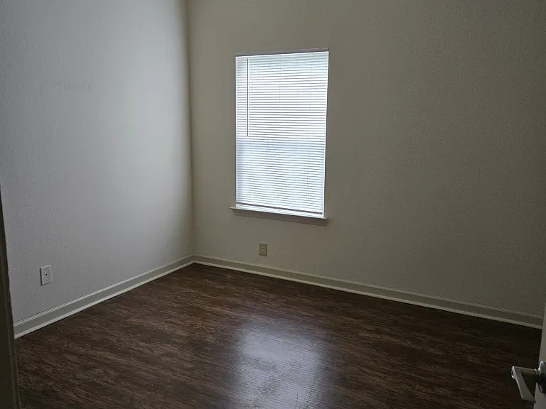 Northfield Ridge Apartments — Photo 11