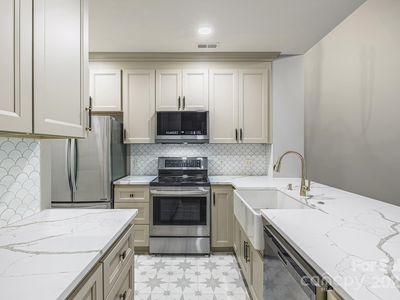 795 Peninsula Dr, Davidson, NC, 28036