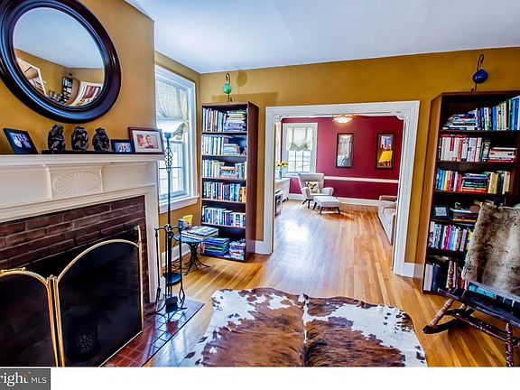 5th image of 1402 Riverview Ave
