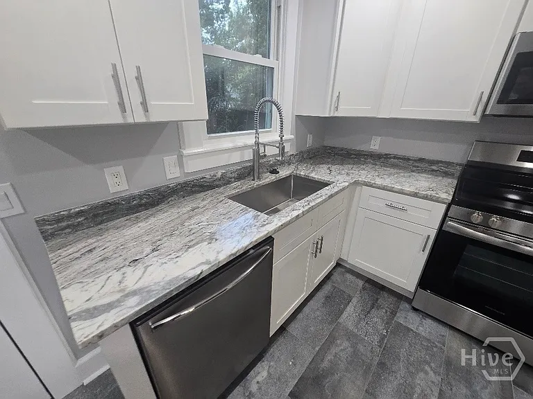 2209 Mississippi Ave — Photo 30
