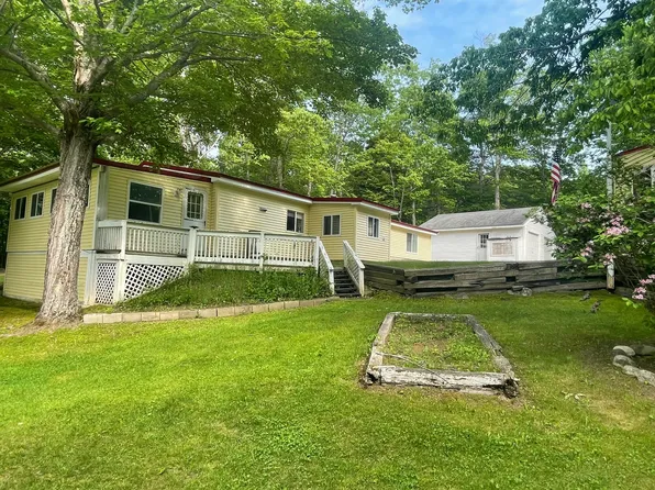 948 River Road, Bucksport, ME 04416