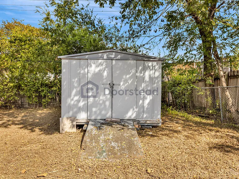 8507 Contour Dr — Photo 27