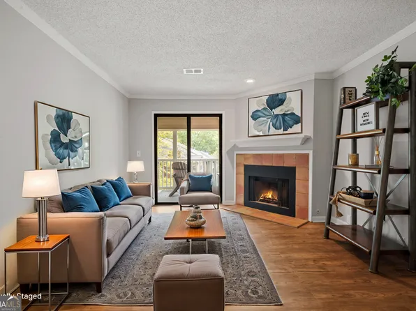 310 Barrington Hills Dr #310, Sandy Springs, GA 30350