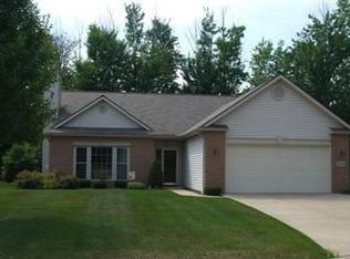 3044 Chalford Cir NW, North Canton, OH 44720