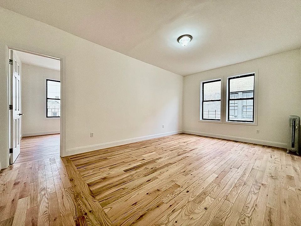 1st image of 300 Fort Washington Ave #F61