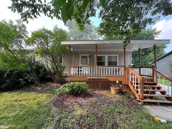 137 Westhaven Dr, Forest City, IA 50436