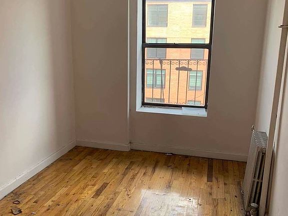 5th image of 440 E 6th St #314F