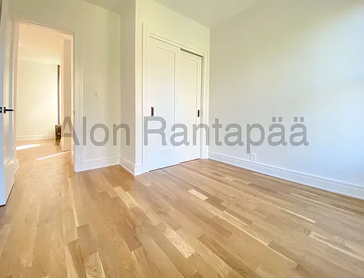 Rented by (Legacy) NY Quality Living Uptown | media 25