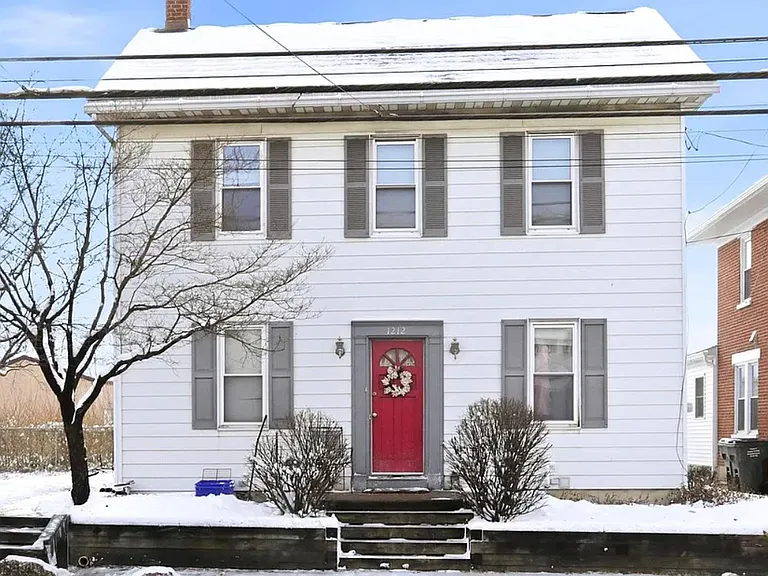 1212 E Philadelphia Ave #B — Photo 1