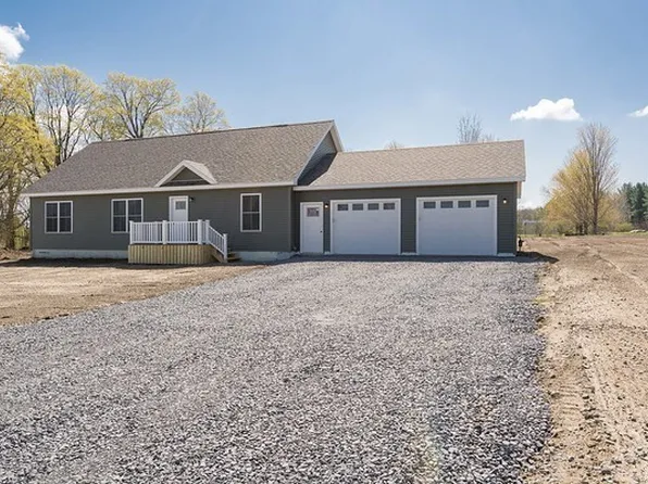 22186 Freedom Dr, Carthage, NY 13619