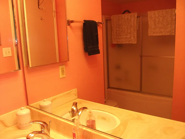 49225 Eisenhower Dr #49225 — Photo 17
