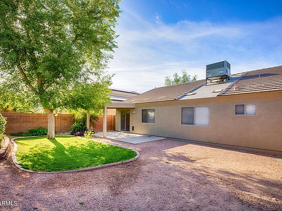 3rd image of 12814 W Saint Moritz Ln