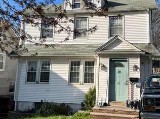 33 Elmwood Ave, Bogota, NJ 07603