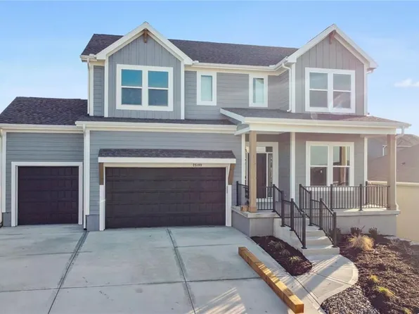 25189 W 141st Ter, Olathe, KS 66061